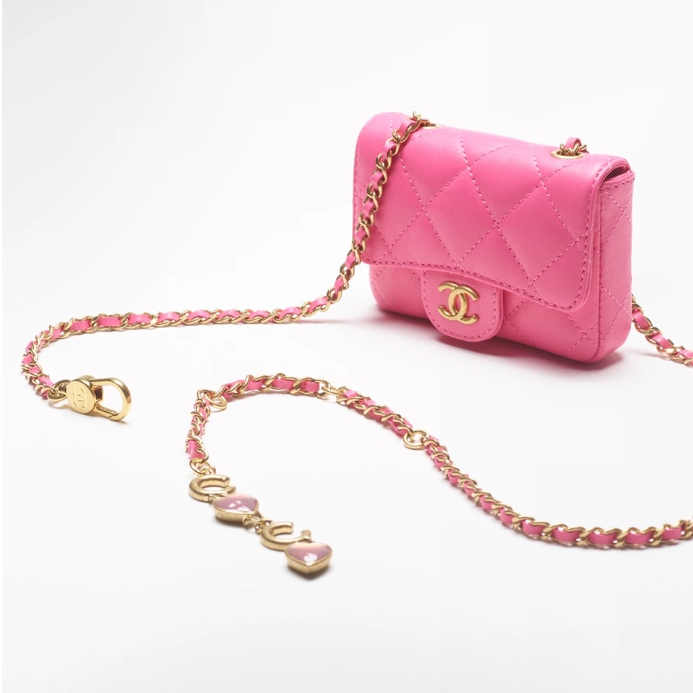 Chanel pink Coco de Toi amour heart quilted micro mini belt bag - Picture 4 of 12